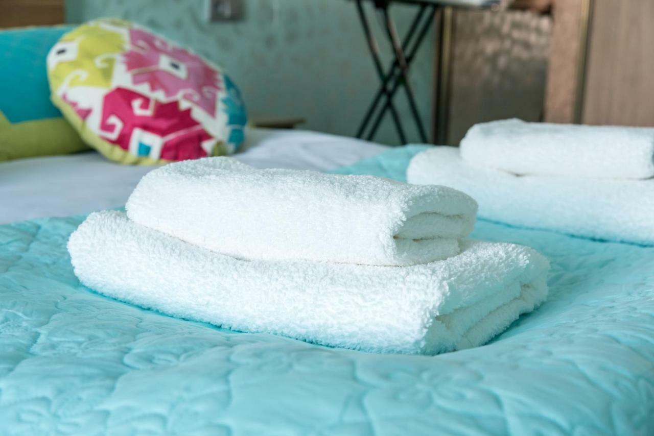 Spacious And Cozy Apartment In Bishkek Center 외부 사진